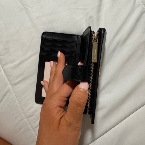Kate Spade Wallet - Picture 5 of 5